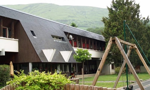 Ne pas vendre le centre de Saint Lary!