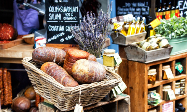 Non à l'expulsion d'une famille de commerçants !