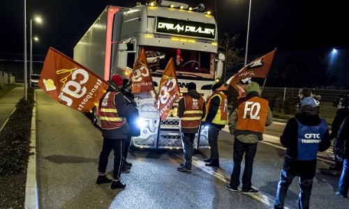Stop aux blocages ! Respectez la liberté du travail !