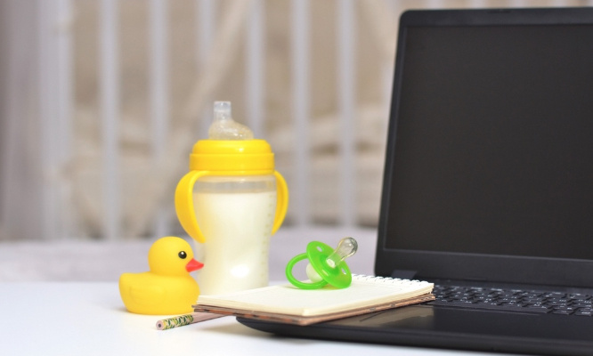 Pour la prise en compte dans le calcul des retraites des mères en carrières longues, des huit trimestres maternité et éducation !