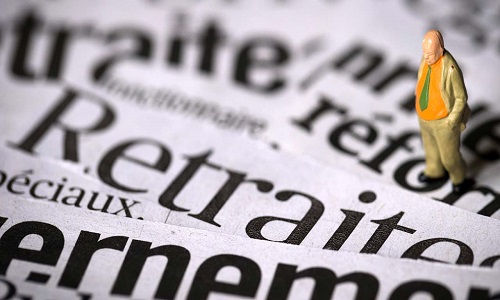 Qu'il s'occupe des personnes agées et pauvres avec des retraites de misère !