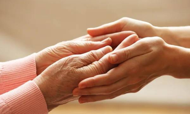   Agissons pour plus de transparence sur le fonctionnement des Ehpad !