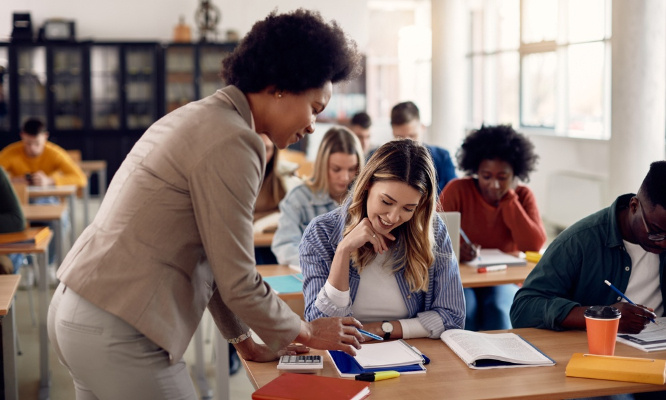 Trop d'élèves = trop d'échecs, vos signatures seront l'avenir de vos enfants
