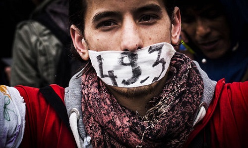 Rejet de la loi travail par une motion de censure apartisane droite-gauche en juillet