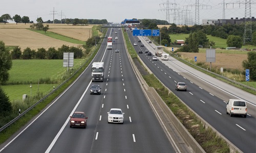 Une remise de 50 % sur les tarifs des autoroutes dont les usagers n'ont pas la jouissance pleine et entière