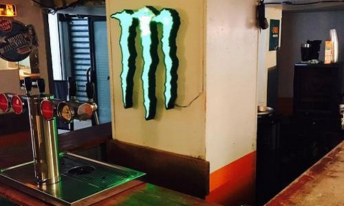 Sauvons le Petit Bar @Snapper Rock