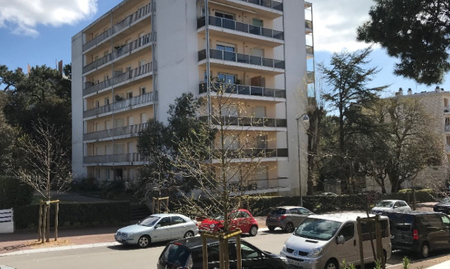 Non à l’installation d’une antenne 5G sur le toit d’un immeuble avenue Lajarrige à la Baule