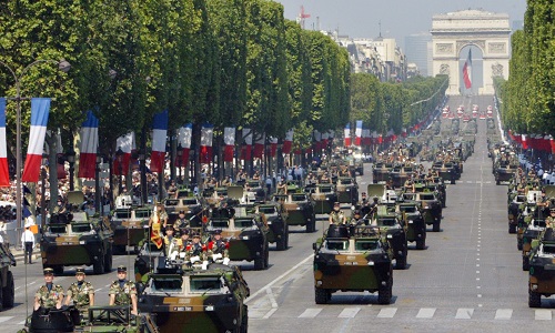 Annulation du défilé du 14 juillet 2016 à Paris