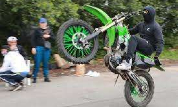 Stop aux rodéos sauvages à Brest !