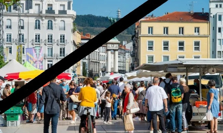 Gardons la place de Jaude pour nos producteurs locaux, non au marché de Noël à cette place !