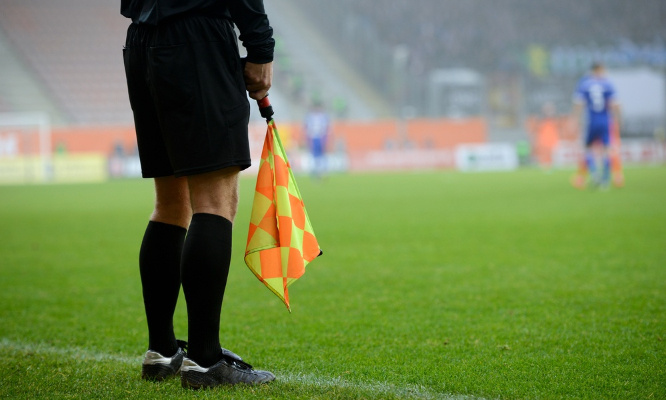 Pour que Turpin n'arbitre plus les matchs de l'OM !