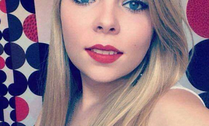 Que justice soit faite pour la mémoire de ma fille Aurelia harcelée et décédée à l'âge de 17 ans