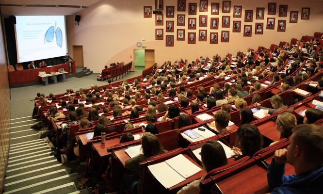 Non à la réforme universitaire : pas de blocs des majeurs à valider obligatoirement !