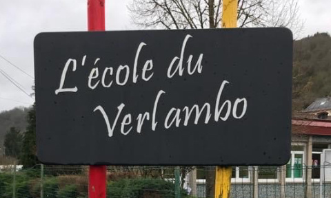 Le maintien de l'institutrice du Verlambo