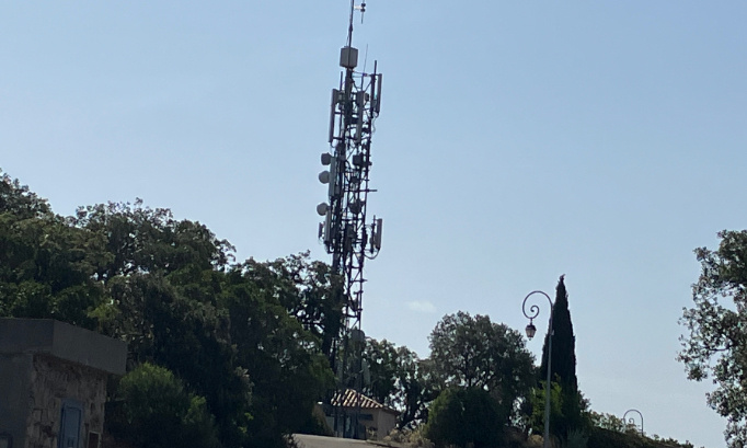 Non à l’Antenne des Hauts de Cavalaire (83)