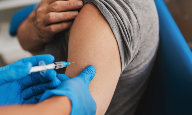 Pour l'obligation de vaccination (tous vaccins) pour le personnel des services de soins, établissements de santé, établissements scolaires, universitaires, centres de formation