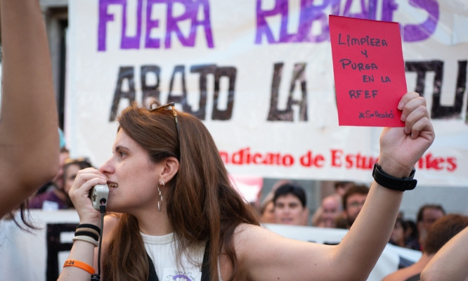 Pour la démission de Luis Rubiales, le président de la Fédération espagnole !