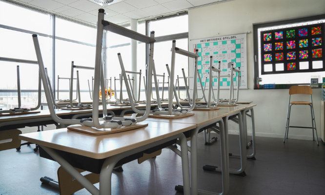 On prend les mêmes et on recommence : encore une année qui débute sans profs au Lycee Alfred Nobel !