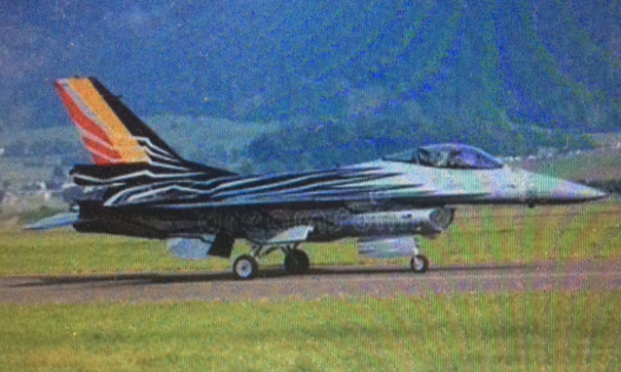 Stop aux vols aériens militaires nocturnes intempestifs