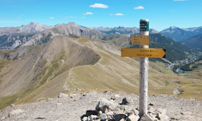 L’Espace lumière : Les habitants veulent décider de l’avenir de leurs montagnes !