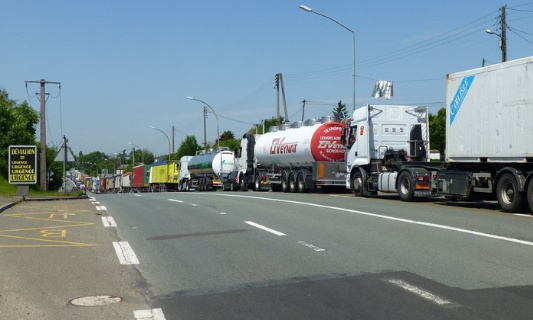 Oui à l'autoroute A154