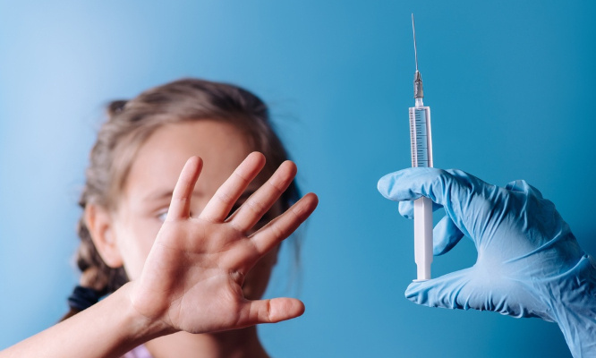 Décès d'un collégien après sa vaccination contre le papillomavirus : pour que Macron ne le rende pas obligatoire !