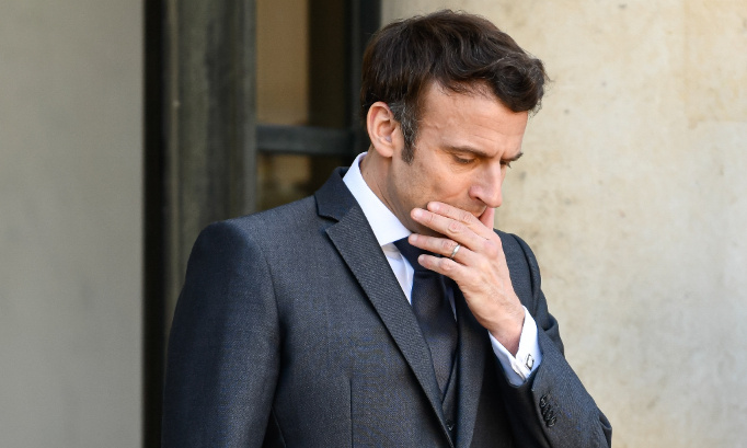 Stop à la secte Macroniste : oui à la liberté, la vérité et la paix sur l'humanité !