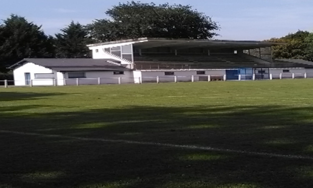 Pour l'aménagement d'un terrain synthétique à Oloron !