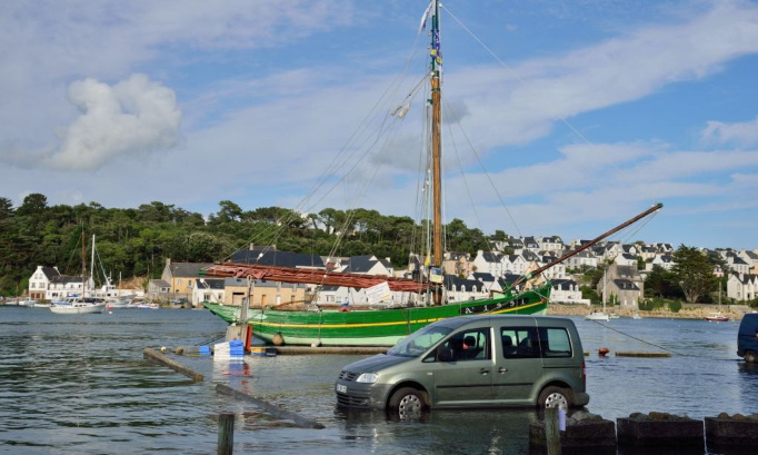 Pour l'annulation des 100% d'augmentation sur les résidences secondaires en Cap Sizun !