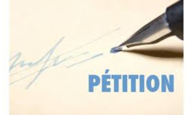 Réclamons nos droits d'accès aux outils numérique indispensable à la formation.