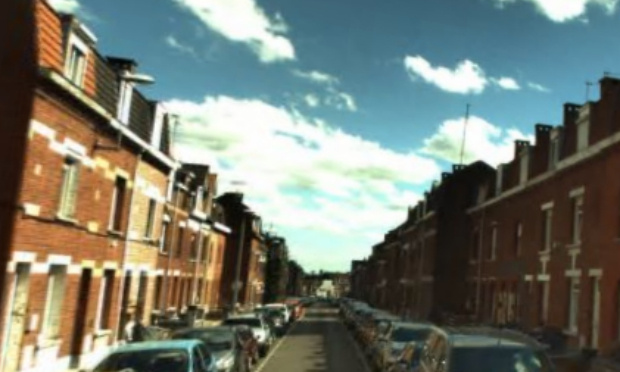 POUR la mise en place de ralentisseurs dans la rue Roger Speybrock !