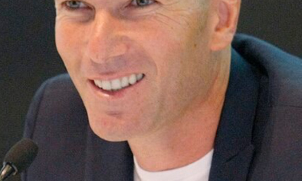 A la suite de la d&eacute;mission de l&rsquo;&eacute;lecteur Djamel belmadi, nous avons pour projet de r&eacute;aliser une p&eacute;tition d&rsquo;encouragement pour saisir l&rsquo;occasion d&rsquo;un fameux et connu entra&icirc;neur: Zin&eacute;dine Zidane????????????????>>>