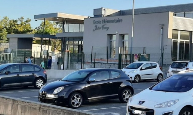 Non à la fermeture de classe !