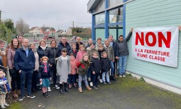 Urgent : Fermeture d'une classe à Averton. Il ne restera plus que deux classes !