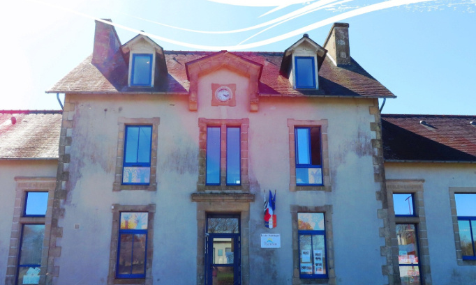 Non à la suppression d'un demi-poste dans notre école !