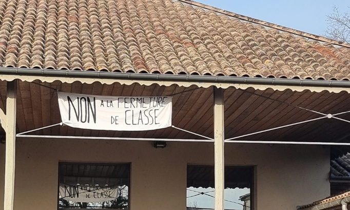 Non à la Fermeture d'Une Classe à Saint-Pierre-d'Aurillac !