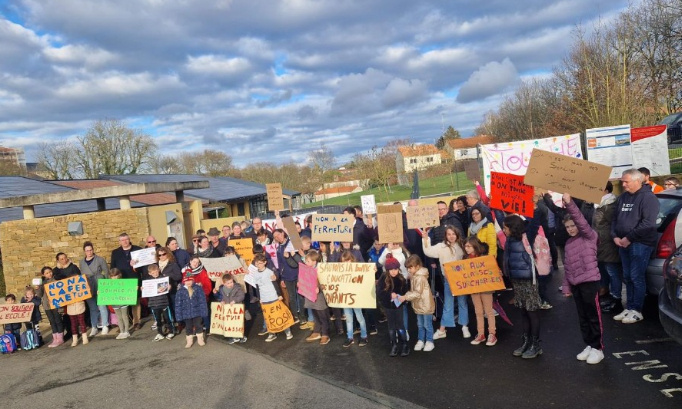 La scolarité de nos enfants est en danger... Non à la fermeture de classe à l'Hermenault !