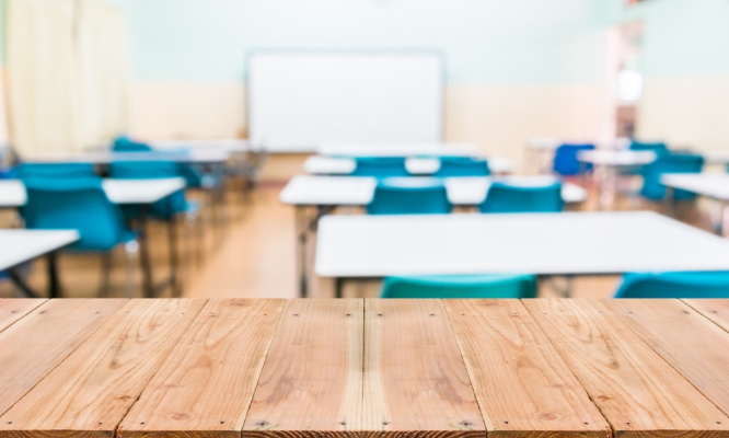 Non à la fermeture de classe à l'école Paul Cézanne de Villeneuve d'Ascq