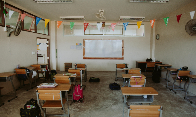 Zéro classe sans professeur : Remplissez tous les postes avec des éducateurs qualifiés !