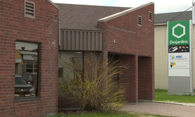 P&eacute;tition contre la fermeture de notre centre de services Desjardins &agrave; Malartic. La ville de Malartic et toute la population tient &agrave; exprimer sa profonde pr&eacute;occupation et son d&eacute;saccord concernant cette d&eacute;cision.