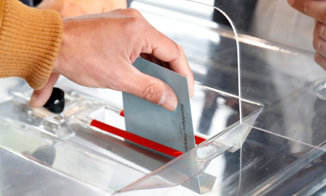 Tribune : Unissons nos voix contre l'extrême droite