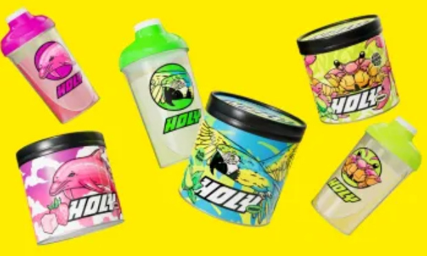 RETOUR DES SAVEURS COCKTAIL : Mojito Macaw, Caipirinha Crab, Daiquiri Dolphin.