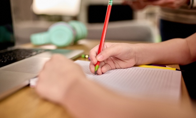 Pour la Suppression des devoirs à la maison !