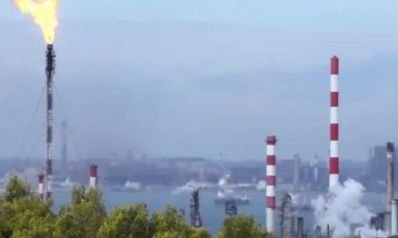Stop aux nuisances de l&rsquo;usine Naphtachimie INEOS Lavera Martigues
