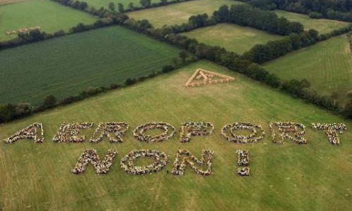 Suspension de la construction de l'aéroport de
