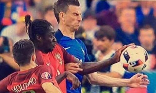 Pour rejouer le match de la finale de l'Euro 2016.