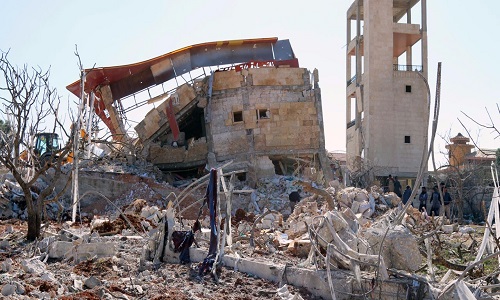 L'arrêt des frappes aériennes sur Daesh et l'envoie de l'armée à terre.