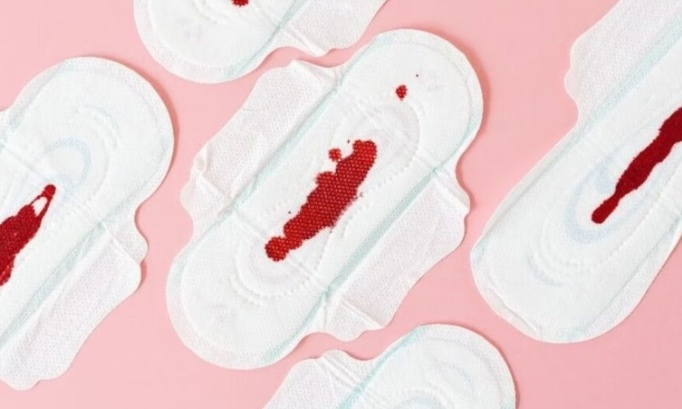 Pour le droit aux congés menstruels et la gratuité des produits menstruels