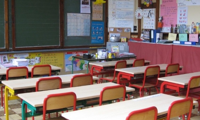 Pour l'augmentation des salaires des instituteurs/institutrices