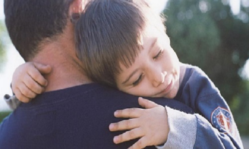 Contre l'expulsion d'un papa arménien